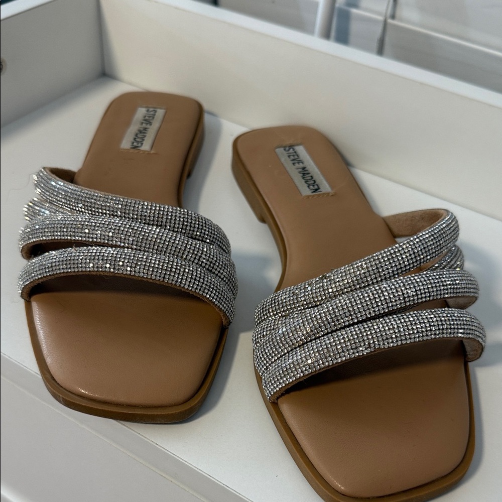 Steve Madden Sparkling Silver and Tan Sandals